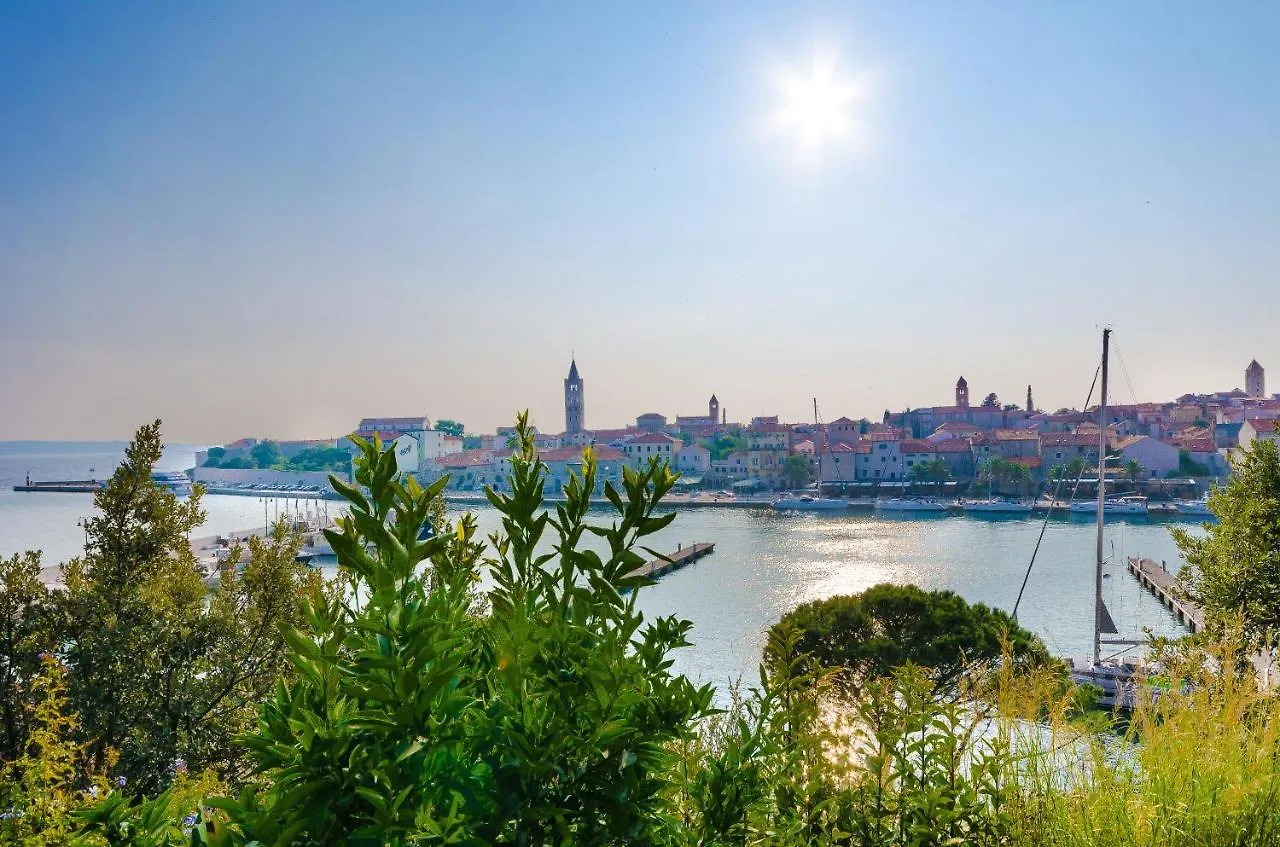 Apartments Zarko Banjol Croatia