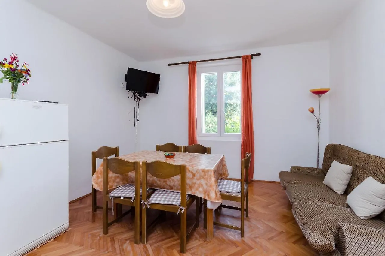 Apartments Zarko Banjol