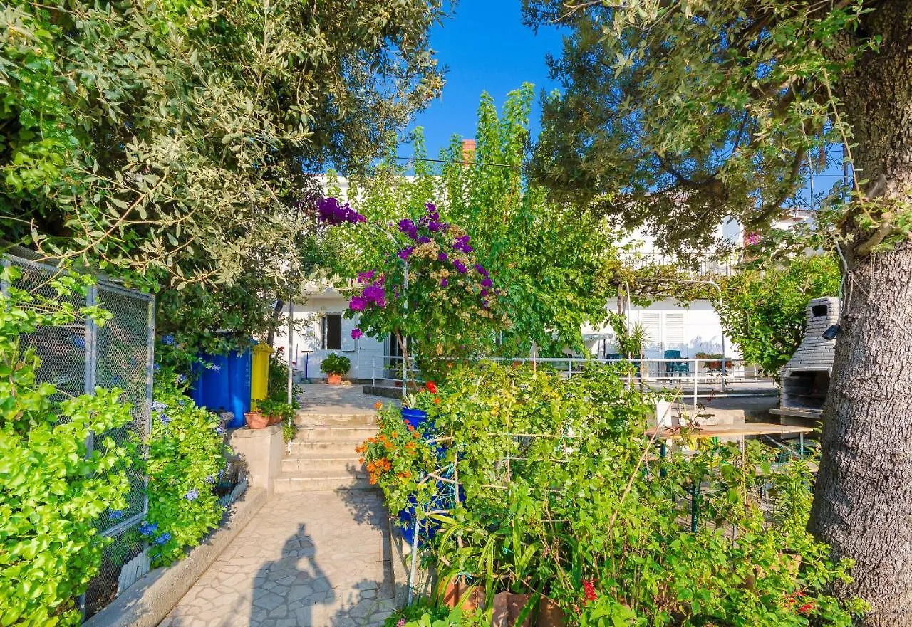 Apartments Zarko Banjol