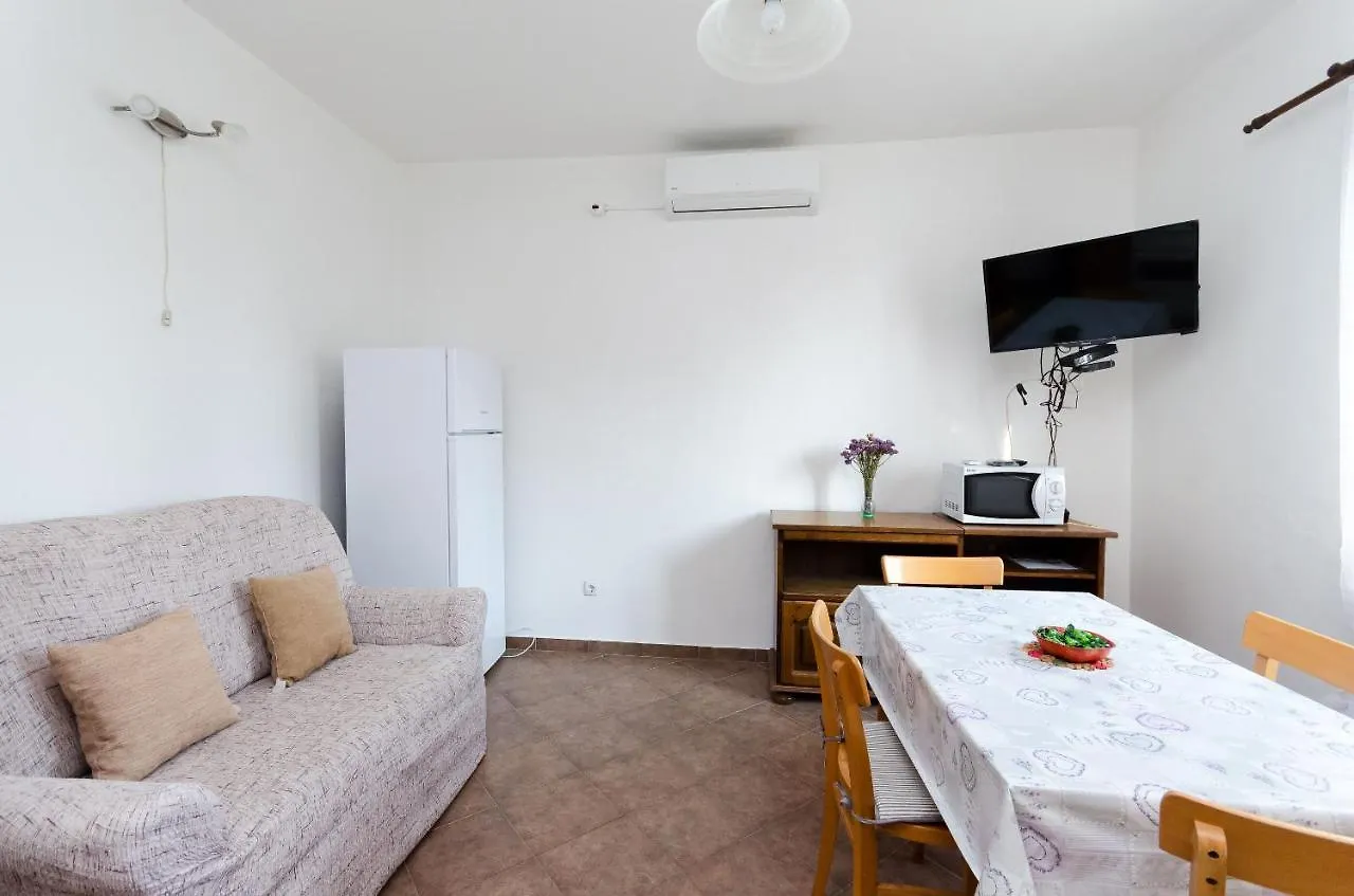 Apartments Zarko Banjol